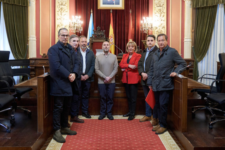 Empresarios de Ourense abordan con Jácome su preocupación por la situación actual de las autovías con Lugo y Ponferrada