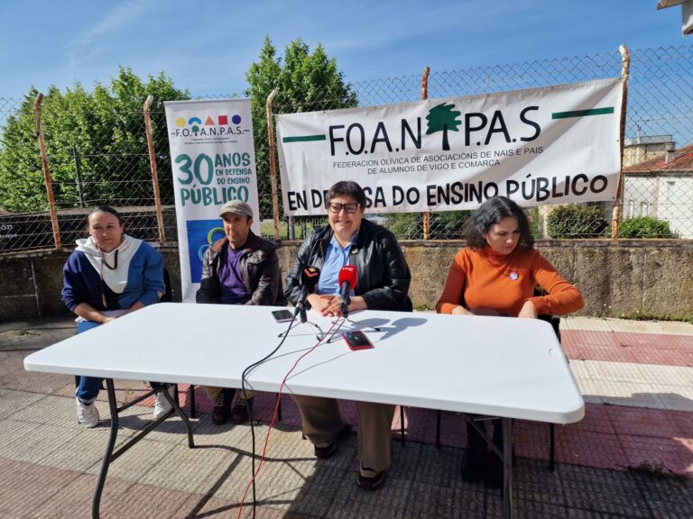 Anpas de Vigo protestan por la «falta de limpieza» en los colegios y piden más personal a la concesionaria municipal