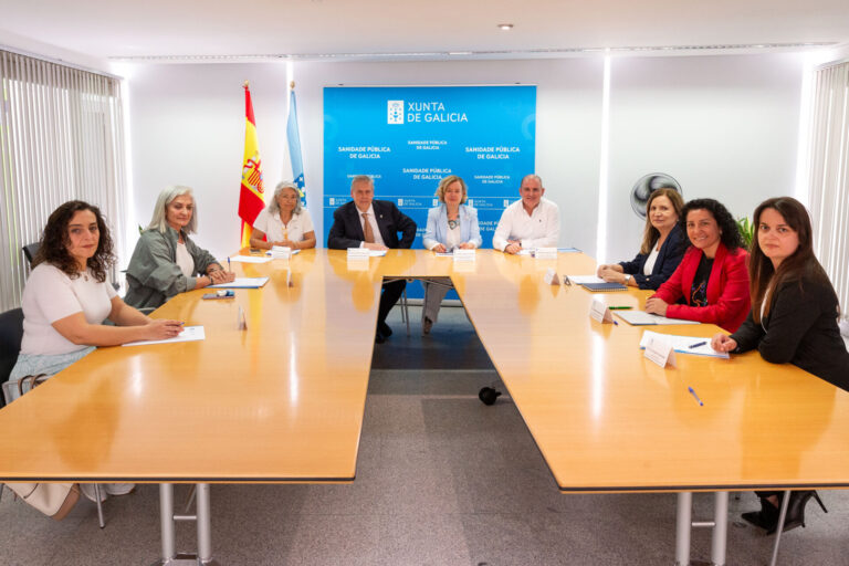 Sanidade reivindica el valor de los profesionales de enfermería en la atención directa con los pacientes