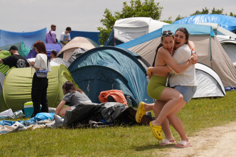 Amoebo da el pistoletazo de salida al Son do Camiño con «un auténtico fiestón»: «Que vengan con las caderas engrasadas»