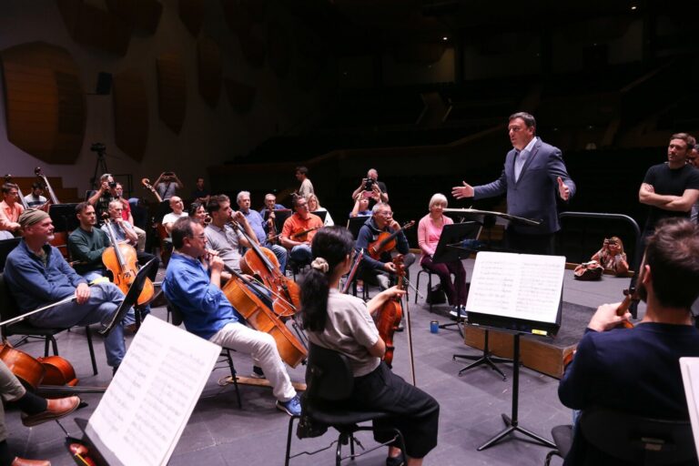 La Diputación de A Coruña financiará actividades de la Sinfónica de Galicia, que ofrecerá conciertos en la provincia