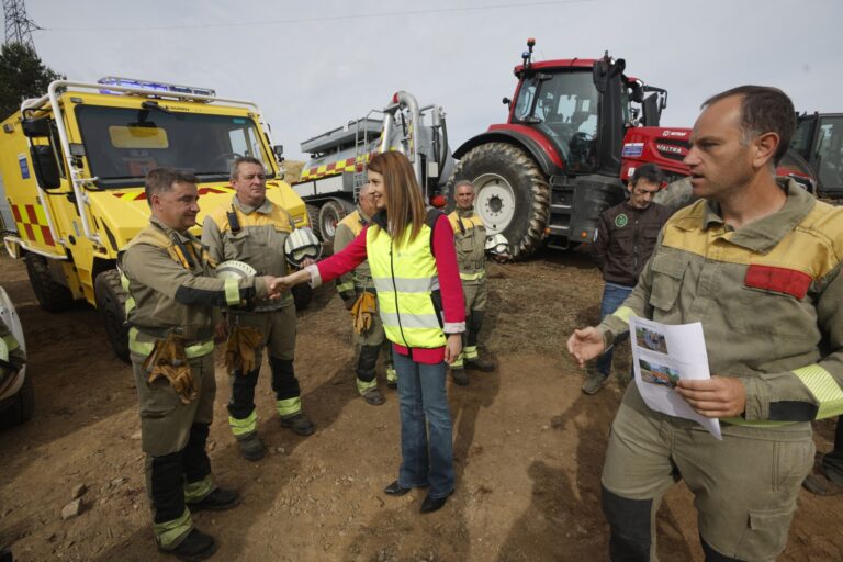 La Xunta destaca del «carácter pionero» de los ‘equipos batracio’ de lucha contra incendios forestales