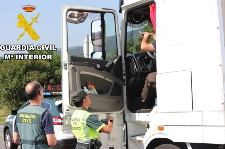 Investigadas 10 personas por la manipulación de tacógrafos de camiones en Pontevedra