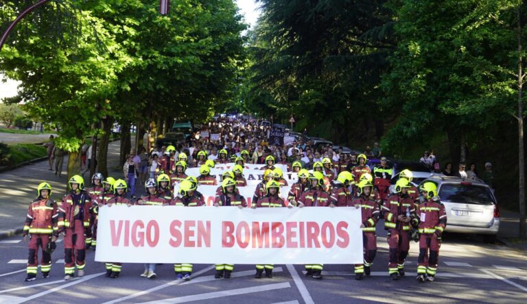 La oposición de Vigo urgirá en el próximo Pleno medidas para dotar el servicio de bomberos y garantizar la seguridad