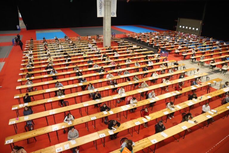 Un total de 493 personas participan en las pruebas de acceso a 271 plazas de médico de familia de Primaria