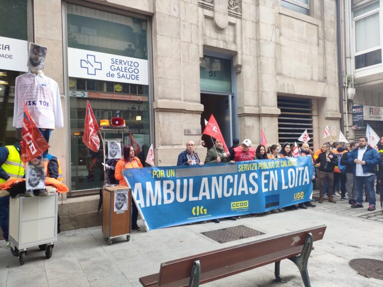 Sindicatos anuncian huelga indefinida de ambulancias en Vigo, Cangas y Moaña, y alertan de un «colapso» del servicio