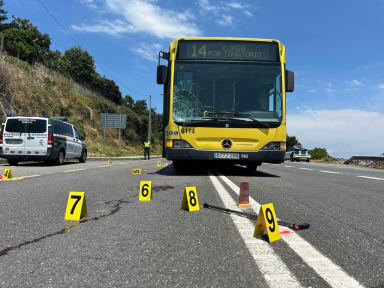 Muere una mujer de 77 años atropellada por un autobús urbano en Ourense