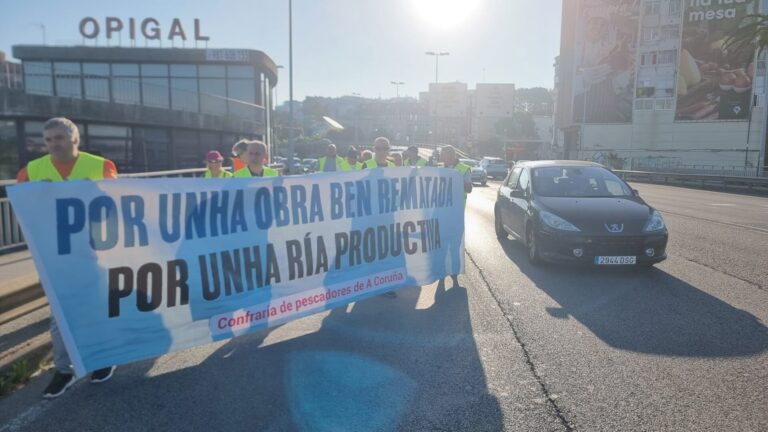 Pesca.- Mariscadores de la ría de O Burgo urgen el pago de ayudas y emplazan a Xunta y Gobierno a una reunión