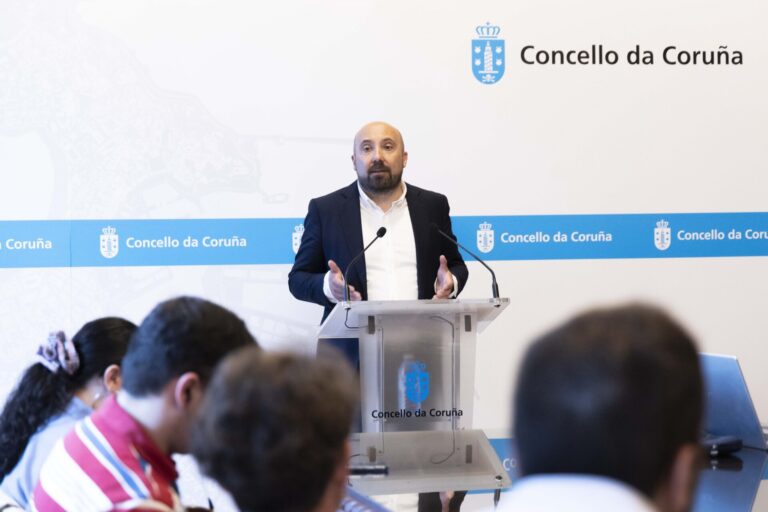 El Ayuntamiento de A Coruña acometerá el estudio del transporte urbano que permitirá la licitación del nuevo servicio