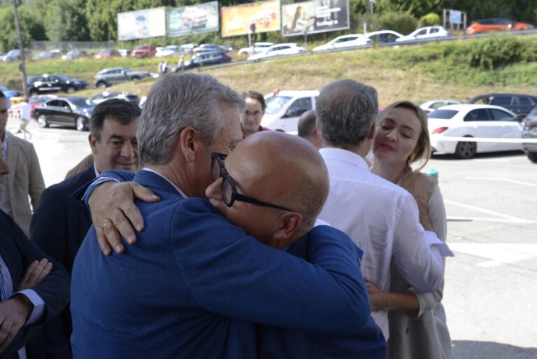 Consello.-Rueda contrapone que Baltar se «va a someter» a juicio con unas «declaraciones fuera de lugar» de Bolaños