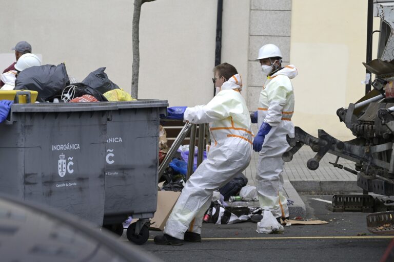 Recogidas en las últimas horas 70 toneladas de basura en A Coruña por el conflicto laboral en la concesionaria