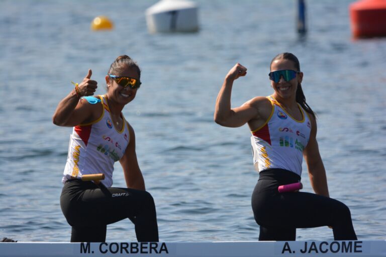 Antía Jácome y María Corbera: «Seguiremos trabajando para que el resultado llegue»