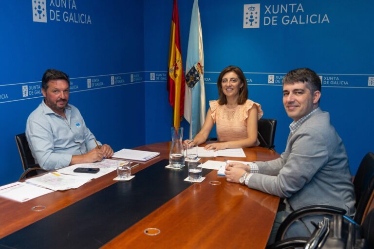 Xunta y Ayuntamiento de Trasmiras (Ourense) analizan cómo mejorar el servicio de abastecimiento de agua del municipio