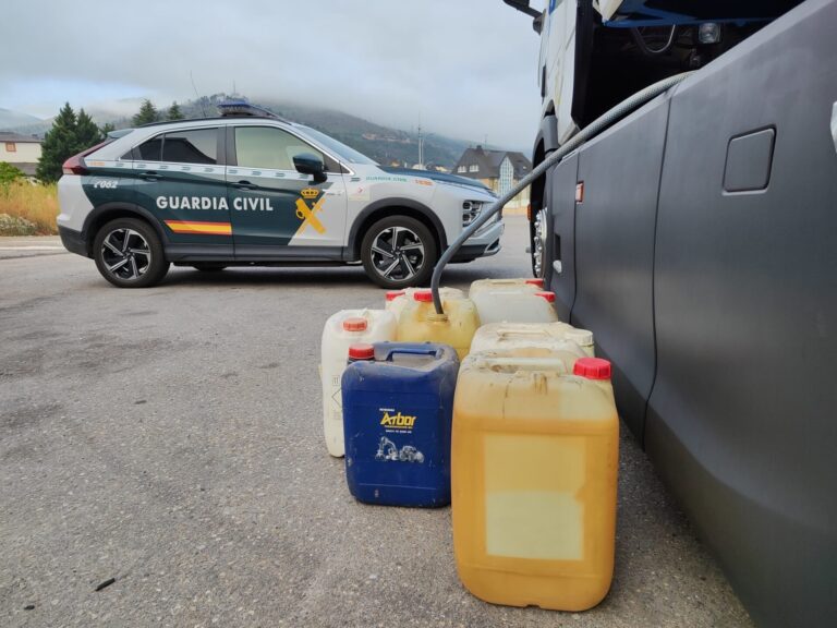 Detenido un hombre por robar más de 1.200 litros de gasóleo en camiones en O Barco (Ourense)