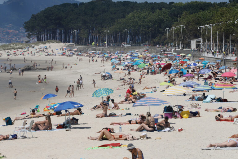 El tiempo mejora la ocupación en agosto frente a un julio que «salvó los muebles» y el puente rondará el 90%