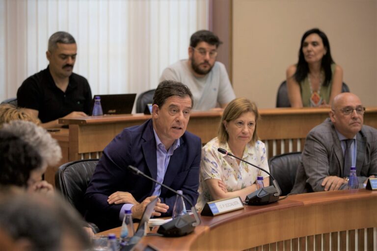 El PSdeG urge explicaciones a Rueda sobre el «sobrecoste» en el hospital Álvaro Cunqueiro