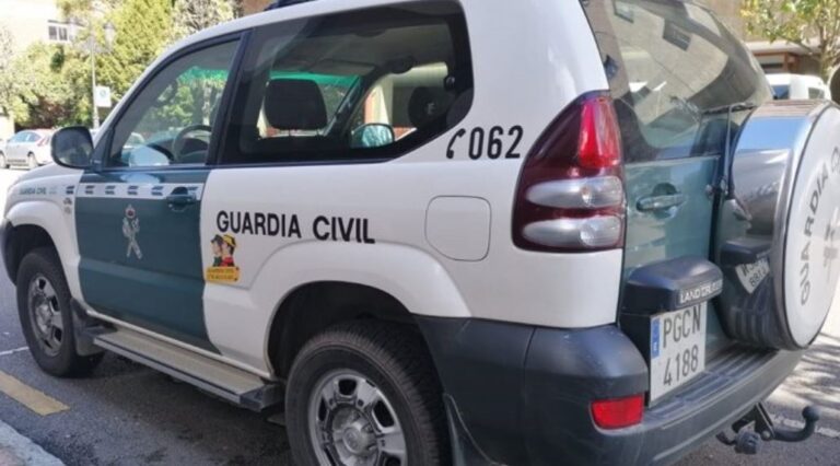 Cinco detenidos en Carballo tras agredir los asistentes a un botellón a otros que les reprocharon el ruido