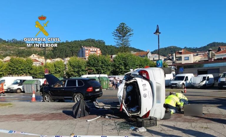 Especialistas de la Guardia Civil investigan los accidentes mortales de Marín y Cangas a petición de los juzgados