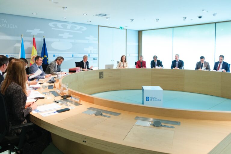 Consello.- La Xunta inyecta 4,6 millones en las tres universidades gallegas para reforzar la investigación