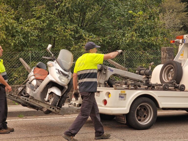 Fallece un hombre de 58 años en Vigo tras caer de su moto mientras circulaba por la Avenida de Castrelos