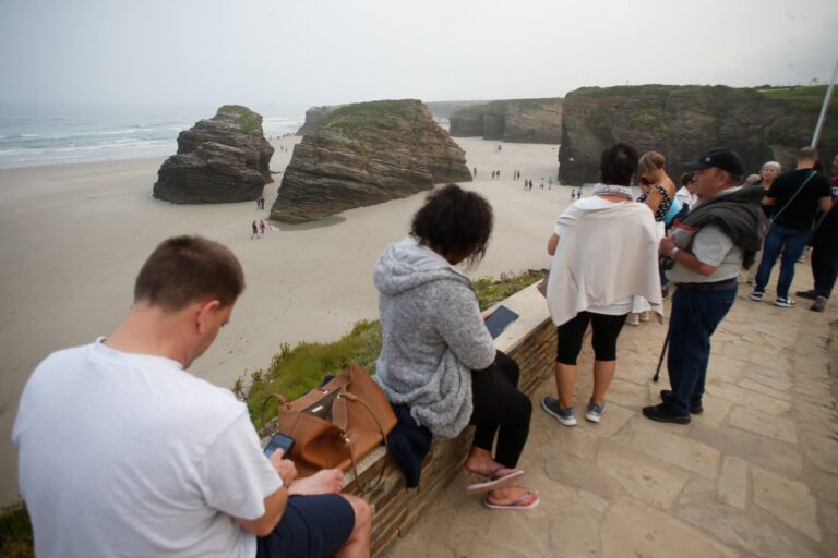 Una «serie de acontecimientos astronómicos» traen a Galicia las mayores mareas vivas en 18 años