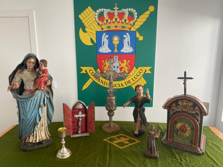 La Guardia Civil entrega a la Diócesis de Mondoñedo piezas de arte eclesiástico recuperadas en una operación