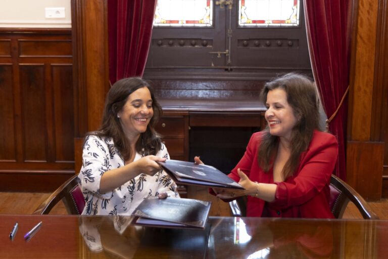 El Ayuntamiento de A Coruña y propietarios de Pocomaco acuerdan regularizar la situación del polígono
