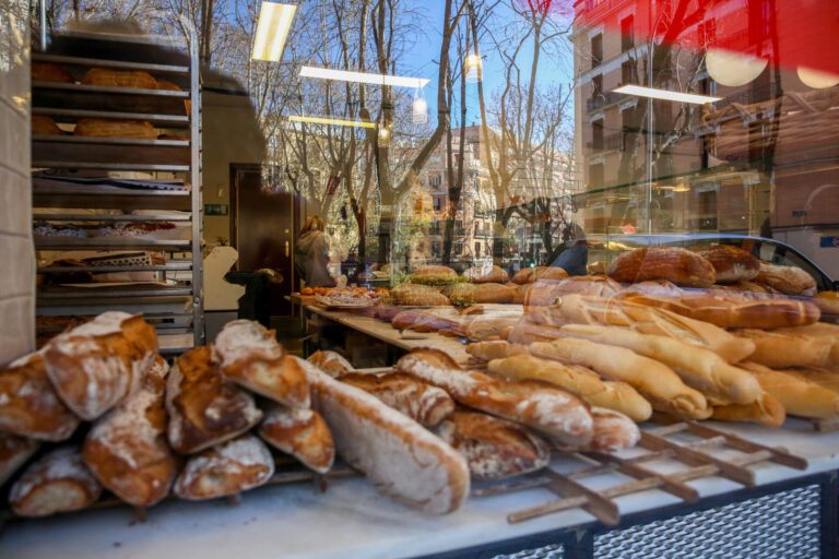 Las ventas del comercio minorista suben un 3,5% en agosto en Galicia, por encima de la media