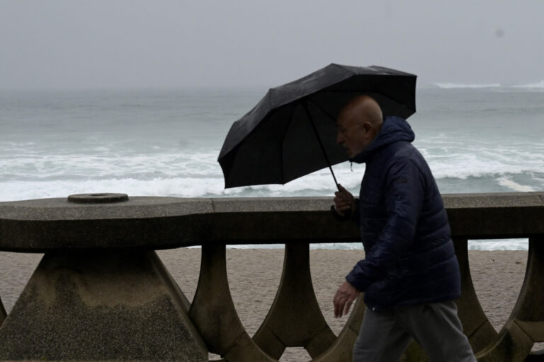 Cuatro estaciones de AEMET en Galicia superaron los 100 l/m2 con las lluvias de este miércoles