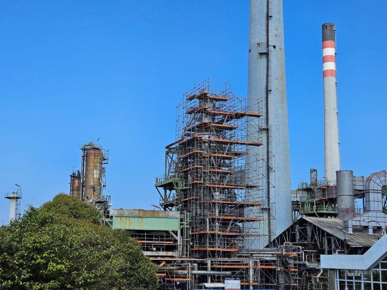 La refinería de A Coruña inicia una parada programada durante más de 60 días en ocho unidades de combustibles