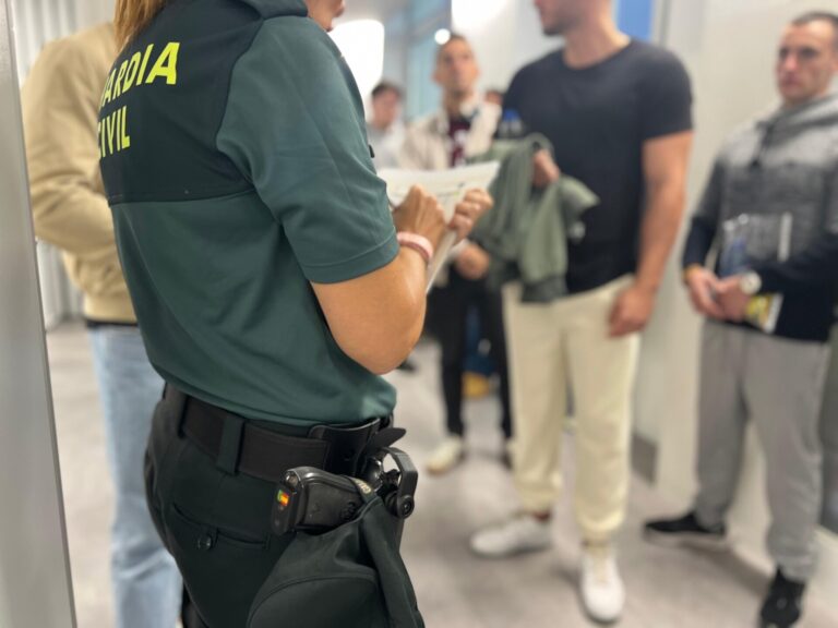 Más de 26.000 opositores aspiran a cubrir 2.700 plazas para ser guardia civil, con Vigo como sede de exámenes