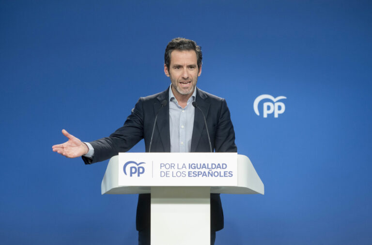 El PP pide a sus rivales políticos que salgan en defensa de las parlamentarias que recibieron cartas con amenazas