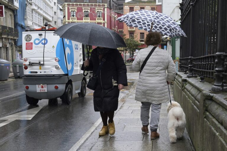 La provincia de Pontevedra y varios puntos de A Coruña activan este sábado la alerta amarilla por lluvia