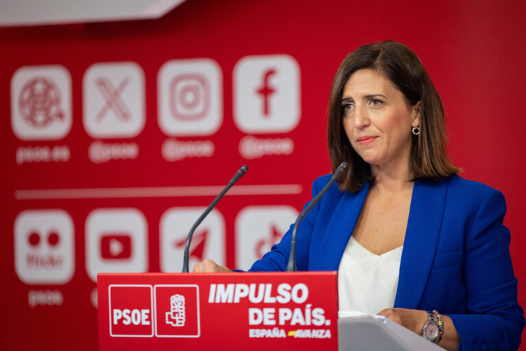 El PSOE anuncia que llevará a Feijóo en los tribunales si no da explicaciones sobre contratos de la Xunta a familiares