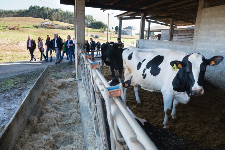 Rueda aboga por el relevo generacional en el agro con instrumentos como el banco de explotaciones y más ayudas