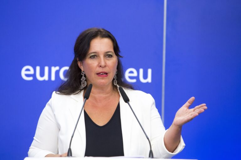 La eurodiputada del BNG participa en la evaluación de los nuevos comisarios de la UE, «decisivos para Galicia»