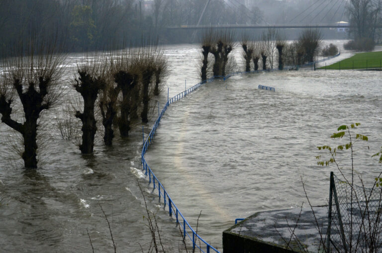 Alcaldes se quejan de que las inversiones frente a inundaciones son «muy costosas» para los ayuntamientos