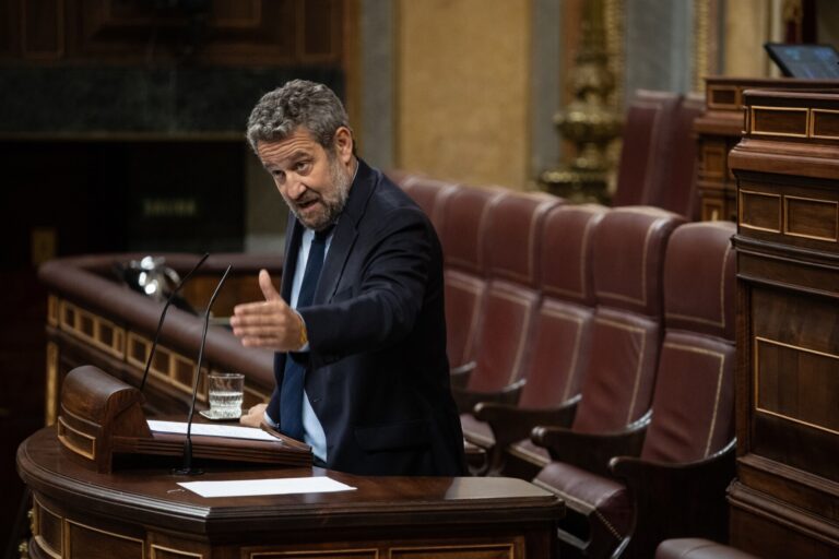 El PP exige a José Tomé «pedir disculpas» por decir que ir de Lugo a Ourense en tren «llevaría 45 minutos»