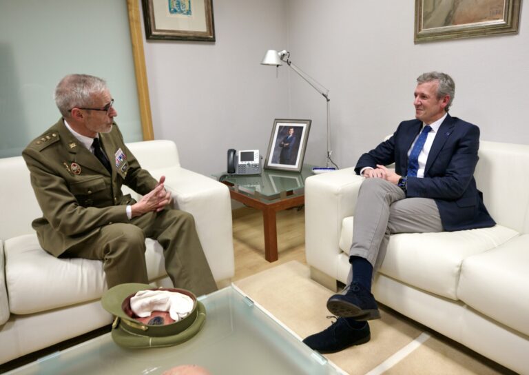 Rueda agradece la labor desarrollada por el delegado de Defensa en Galicia y destaca su «disposición a la colaboración»