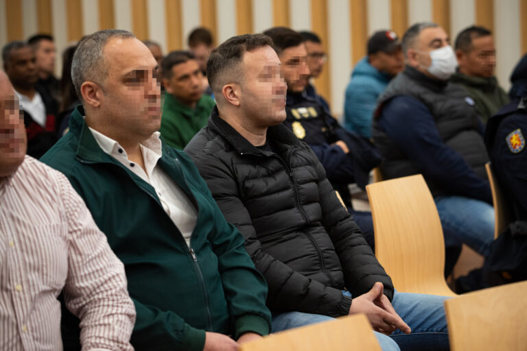 Expulsan del juicio del Karar a Santórum por llamar «corrupto» y «narcopolicía» al principal testigo policial