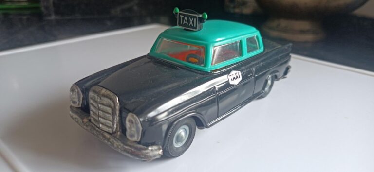 La organización de la exposición de juguetes antiguos en Redondela pide colaboración para recuperar las piezas hurtadas