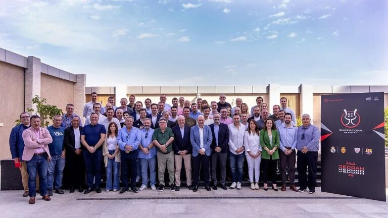 Louzán se reúne con clubes de competiciones no profesionales: «El reto ahora es trabajar y caminar juntos»