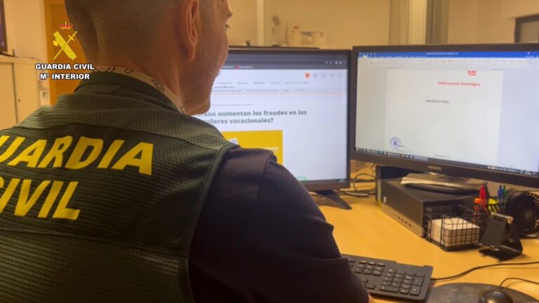 Estafa a 20 personas, una en Ourense, con un anuncio falso de alquiler vacacional por internet