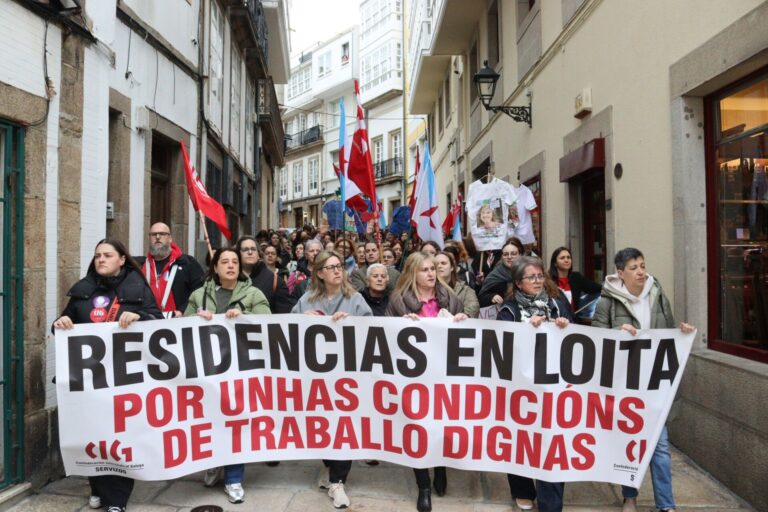 Trabajadoras de residencias privadas reclaman condiciones dignas en movilizaciones en A Coruña y Lugo