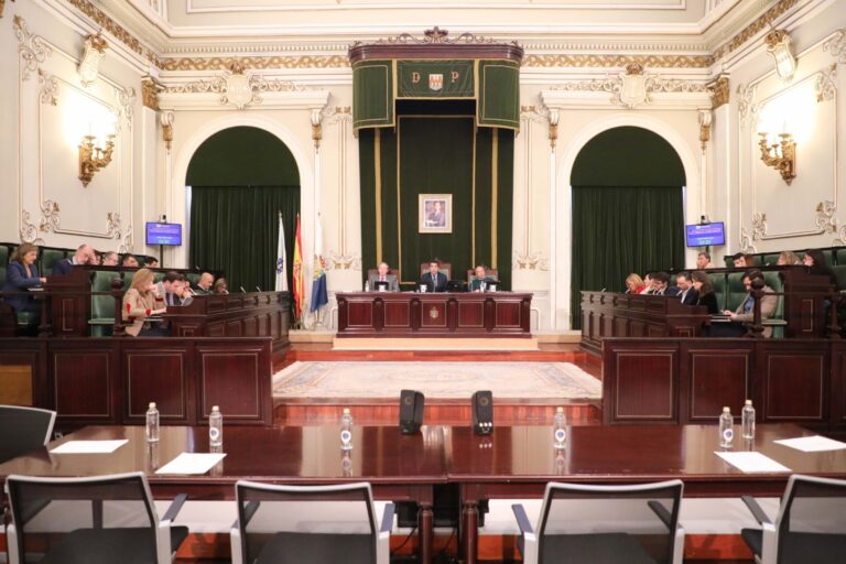 Rechazada en la Diputación de Pontevedra una moción del PSOE que pedía responsabilidades por excluir Vigo del Mundial
