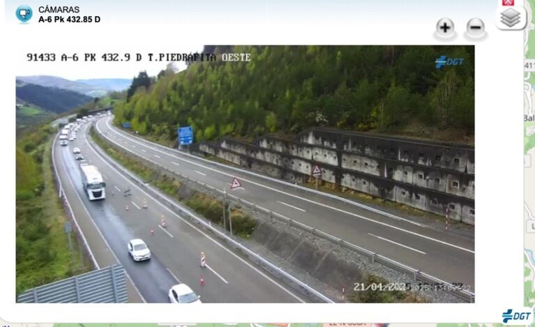 El inicio de las obras en el viaducto de O Castro causa retenciones en la frontera entre Galicia y León por la A-6