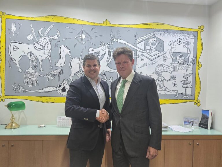 El Grupo Internaco entra en el mercado de piscinas con la compra de TPS y la creación de la sociedad Ipmax