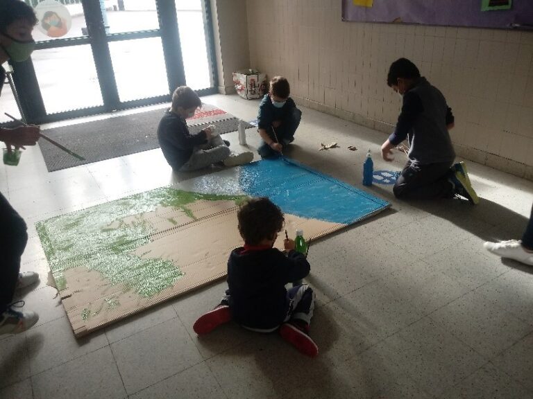 Abierto hasta el 6 de mayo el plazo para inscribirse en el programa municipal de conciliación de verano de Santiago