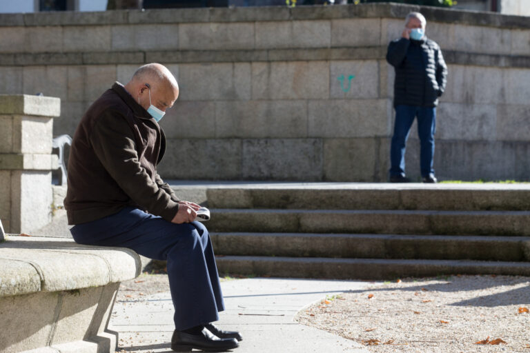 Sanidade da por «superada» la ola estacional de gripe tras el «descenso sostenido» de las últimas semanas