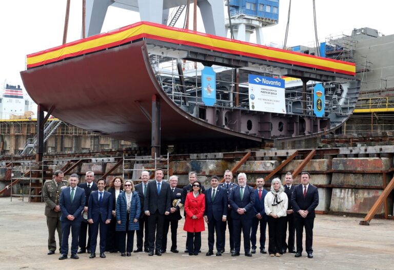 Navantia corta la primera chapa de la F-113 y progresa con meses de adelanto en el calendario previsto con Defensa